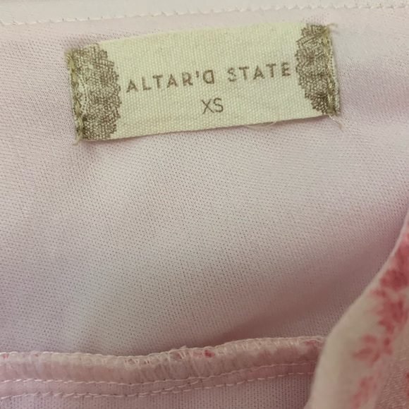 Alter’d State — women’s xs pink floral ruffled short skirt - Picture 3 of 3